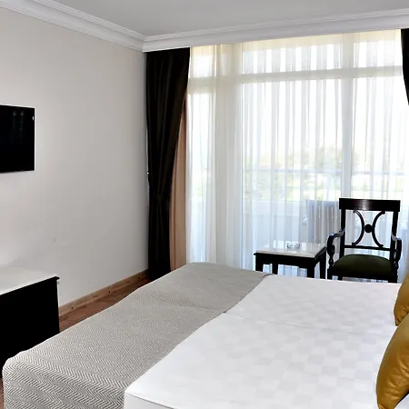 Nerton - Adults Only 4* Сіде